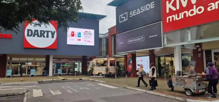 Exterior do Centro Comercial Alegro Sintra